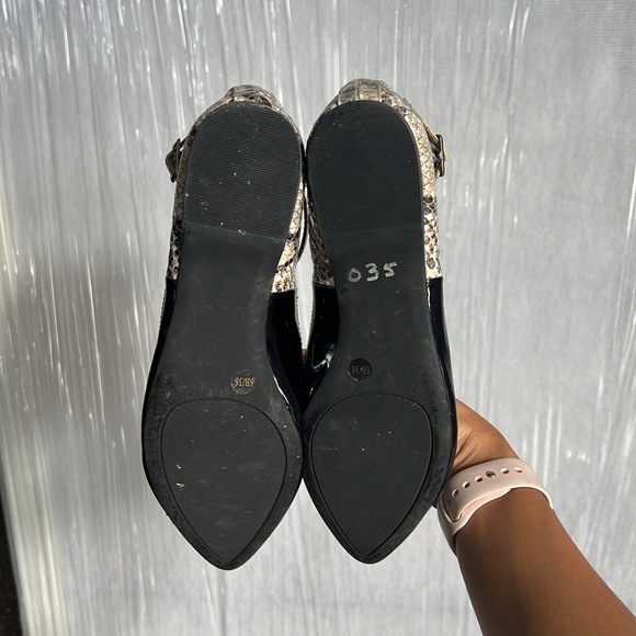 BCBGeneration Flats - Picture 6 of 6